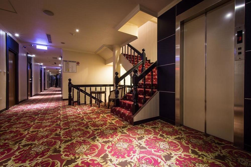 A Casa Hotel Taoyuan Buitenkant foto