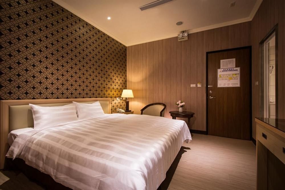 A Casa Hotel Taoyuan Buitenkant foto
